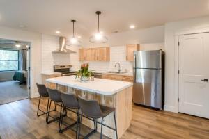 Ski, Hike, Explore Modern Guest Suite in Rigby