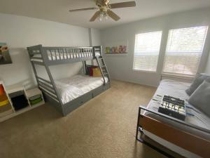 Family-Friendly 3BR Home - Near Austin, Lake Travis & Hill Country