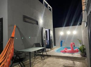 Casa no Centro de Pipa 3 Suítes Climatizadas Piscina com Jacuzzi