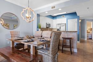 Azure 422 - Ocean Views & Free Beach Service!