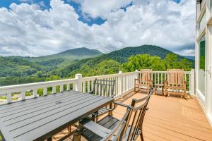 Hike and Ski Mtn-View Retreat in Maggie Valley!