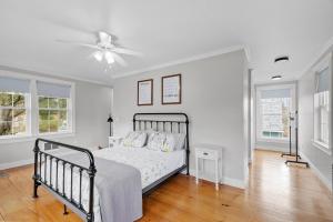 Charming Kennebunk Cape - Walk to Dock Square!