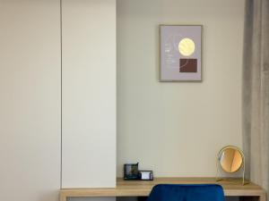 URBAN APARTMENTS GLOBAL SkyLine, 25th floor No 05, Free Garage, Self Check-in, No Deposit