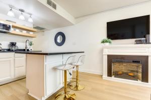 Steps to Ocean Myrtle Beach Condo with Balcony!