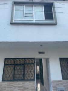 APARTAESTUDIOS INDEPENDIENTES CASA MIRAFLORES g