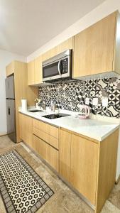 New Luxury Studio in the City Center