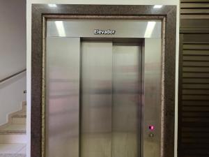 Apt 03 Alto Padrão 3 quartos ao lado do Paraguai