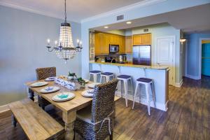 Azure 519 - Free Beach Service & Unbelievable Views!