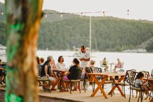 Marimare Beach & Bungalow