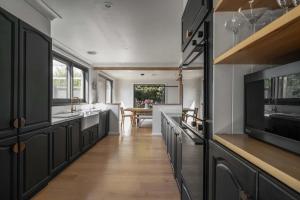 The Alpine House Pool Sauna and Basketball Court