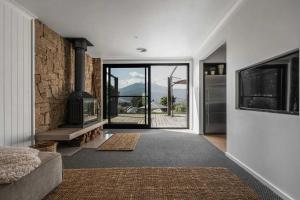 The Alpine House Pool Sauna and Basketball Court