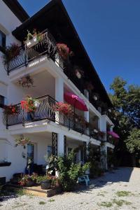 Family-friendly apartments with swimming pool Lovran, Opatija - 24675