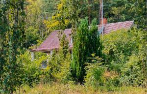 Gorgeous Home In Väversunda With House Sea View