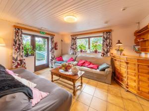 Holiday home in Montleban with garden