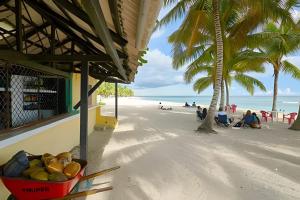 Beachside Heaven Sea View 1bdrm Apartment