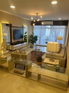 Casa con piscina privada en Asunción, Paraguay