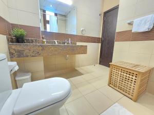 Charming Studio Near World Trade Center & Subway