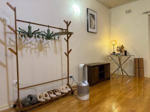 Nestled Away - A retro cozy nook - With TV Projector and Luxury Sealy mattress