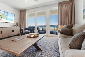 Blu 202 - Modern Oceanfront Luxury - Free Beach Service - Must See!
