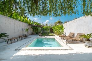 Casa Solo - Chic Industrial 1BR Villa Close to Pererenan Beach