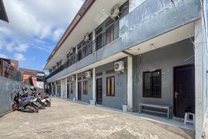 RedDoorz near Bigmall Samarinda 2