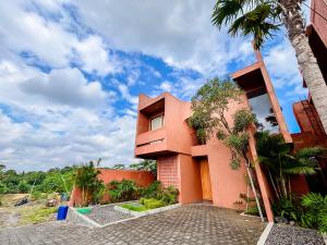 3BR Rustic Terracota The Hum Villa Nyanyi