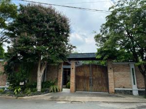 Tropical Riverfront Pool House