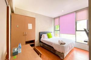 Urbanview Hotel The Lodge Karawaci