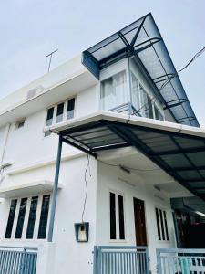 Homebound - near to Aster Medicity - Ubytování bez kategorie ve městě Ernakulam