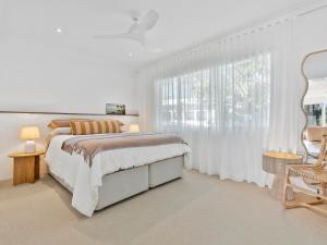 Sandbanks Noosa - Chic Coastal Retreat Minutes from the Beach
