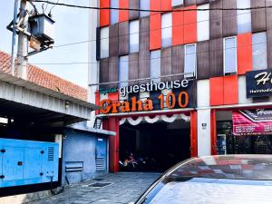 Sans Vibes Hotel Syariah Graha 100 Gubeng Surabaya