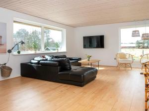 9 person holiday home in Rømø