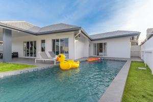 芭提雅豪华独栋泳池别墅60