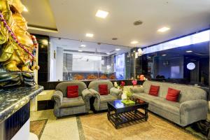 Super Townhouse Balaji Dental College Pallikarani Formerly Orchid Sankrish