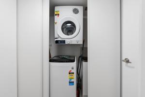 Upgraded Beachside, Diamond Beach Resort 61