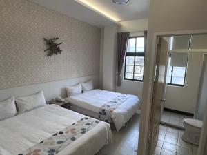 Jia-Jia Business Hotel