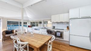 Torcello - Waterfront on the Bay by HolidayCo