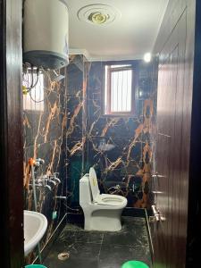 103 Cozy Flats Bnb 2 BHK Flat,Near Airport Delhi