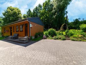 Charming Chalet in Vielsalm