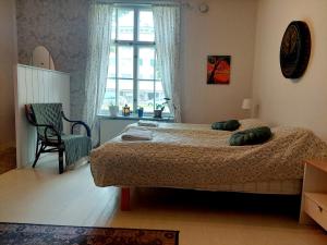 Taideniityn huoneisto Taika 1 - 6lle