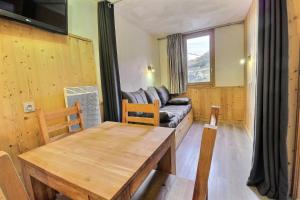 Résidence Dandy - CHARMANT STUDIO DIVISIBLE SKIS AUX PIEDS MAE-7418