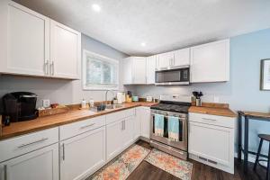 The Ultimate Lakewood Retreat!