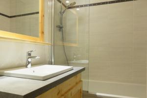 Résidence Proveres - 2 PIECES IDEALEMENT SITUE SKIS AUX PIEDS MAE-7637