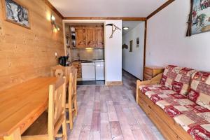 Résidence Proveres - 2 PIECES IDEALEMENT SITUE SKIS AUX PIEDS MAE-7637