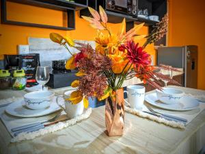 Family Escape l Sleeps 8 l 500m beach l AC l Kitchen l Wifi l Value Stay 1A2A