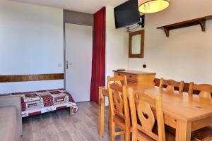 Résidence Creux De L Ours A - IDEALEMENT SITUE SKIS AUX PIEDS - PROCHE DES COMMERCES MAE-5734