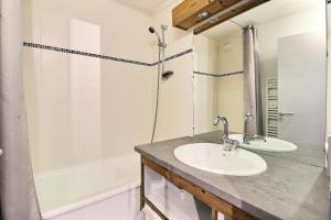 Résidence Grand Bois A - CONFORTABLE 2 PIECES + CABINE, IDÉALEMENT SITUÉ, SKIS AUX PIEDS ET PROCHE DES COMMERCE MAE-1994