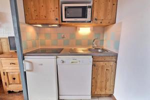 Résidence Grand Bois A - CONFORTABLE 2 PIECES, SKIS AUX PIEDS ET PROCHE DES COMMERCES MAE-2064