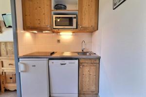 Résidence Grand Bois A - CONFORTABLE 2 PIECES, SKIS AUX PIEDS ET PROCHE DES COMMERCES MAE-2124