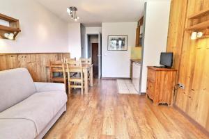 Résidence Grand Bois A - CONFORTABLE 2 PIECES, SKIS AUX PIEDS ET PROCHE DES COMMERCES MAE-2174